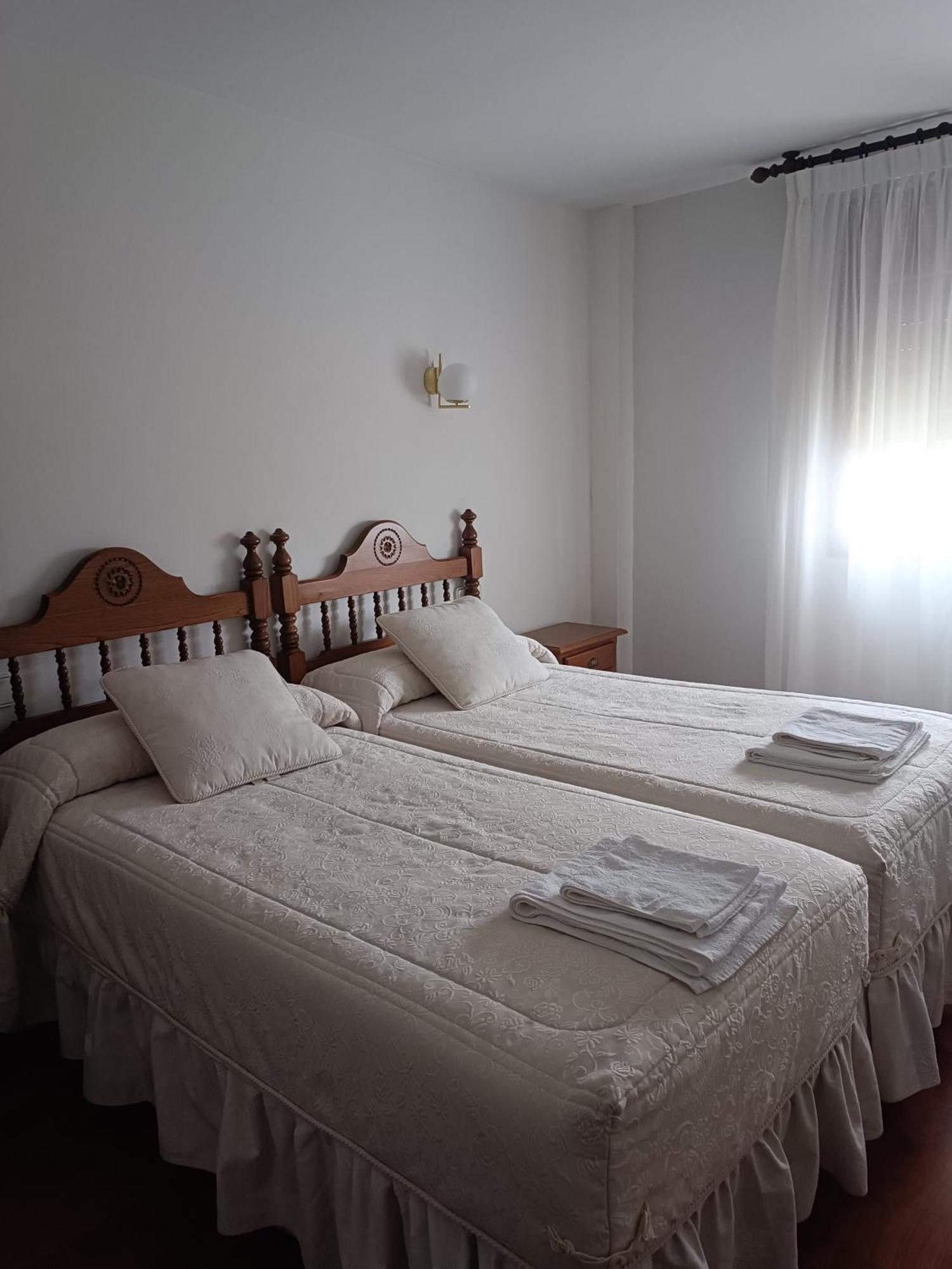 Montanes Hotel Santillana del Mar Eksteriør billede